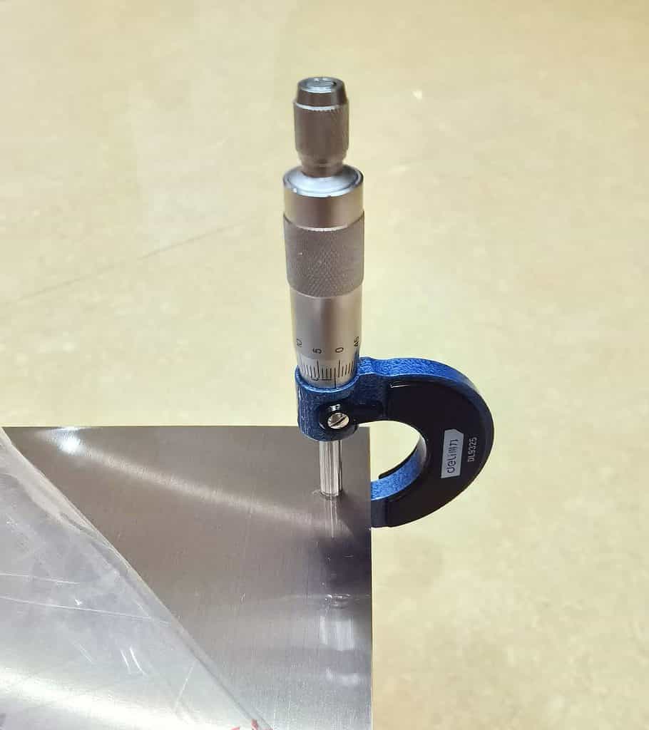 Thickness inspection of VIGORSS decorative stainless steel sheet